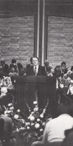 Billy Graham speaks 12.09.1982 - 200dpi